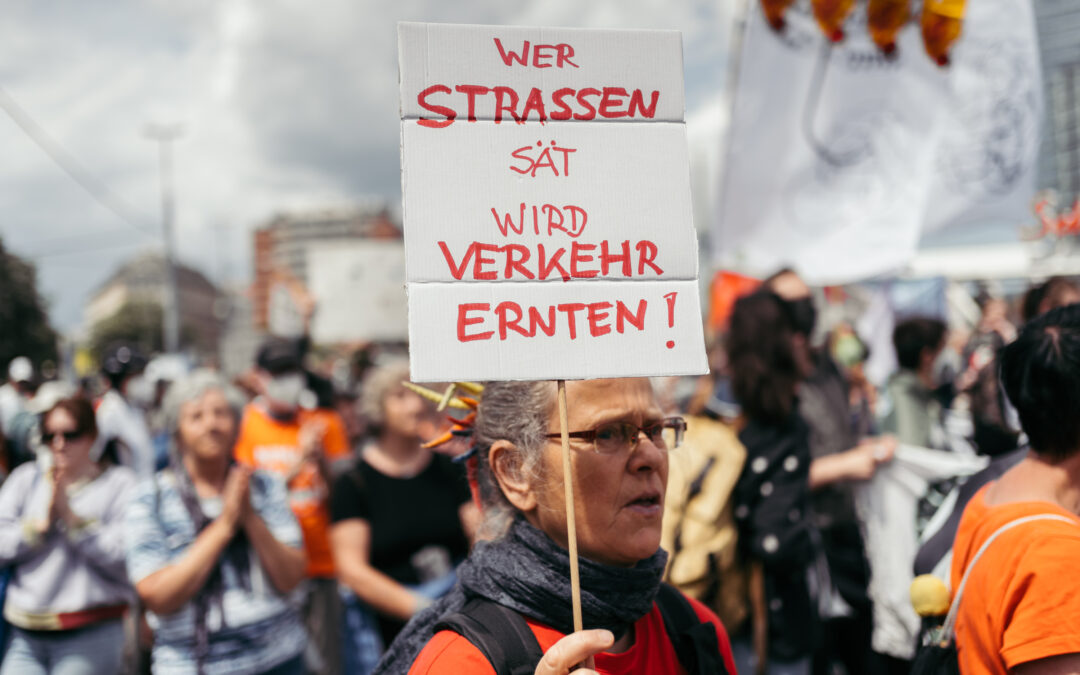LobauBleibt: SPÖ Wien entscheidet sich bei Parteitag gegen Mobilitätswende. Weitere Proteste angekündigt.
